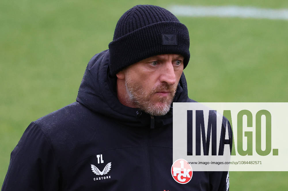 Fussball 2.Bundesliga, 1.FC Kaiserslautern - Training v.l. Torsten Lieberknecht Trainer (1.FC Kaiserslautern) Kaiserslautern