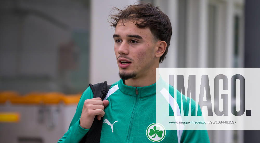Fussball - 2. Bundesliga - Saison 2026 2027 - SpVgg Greuther Fürth Fuerth ( Kleeblatt ) - Training - - - Olgherto Balliu (45, SpVgg Greuther Fürth )