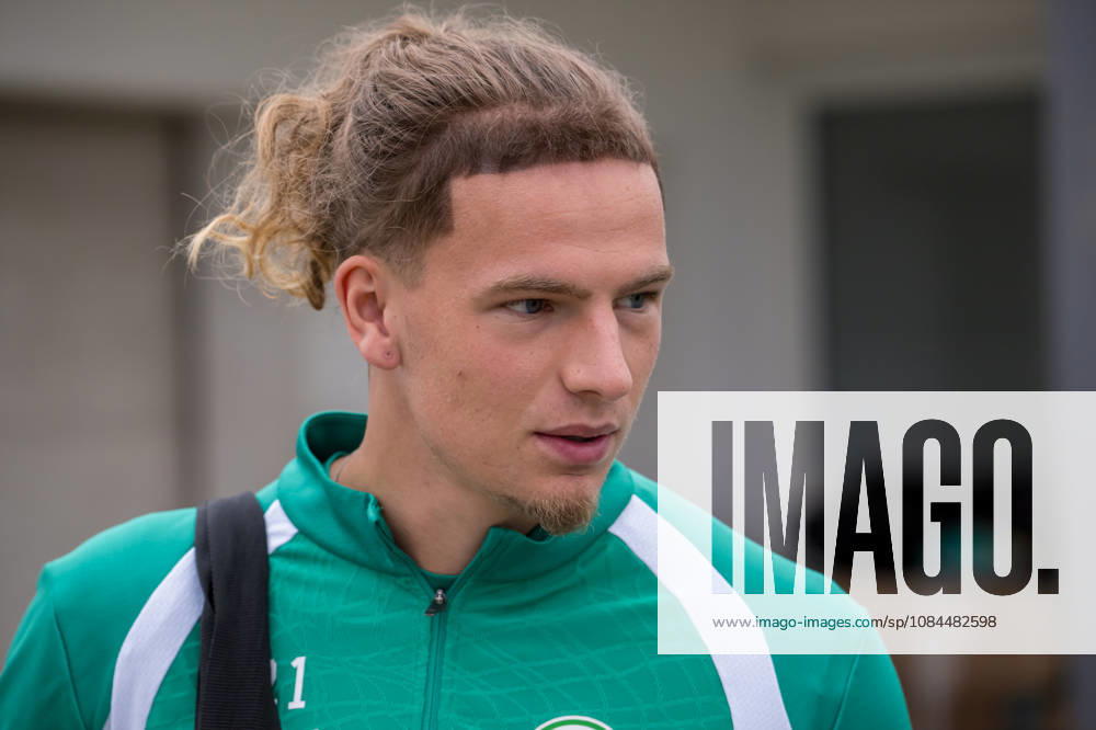 Fussball - 2. Bundesliga - Saison 2026 2027 - SpVgg Greuther Fürth Fuerth ( Kleeblatt ) - Training - - - Mika Wallentowitz (21, SpVgg Greuther Fürth )