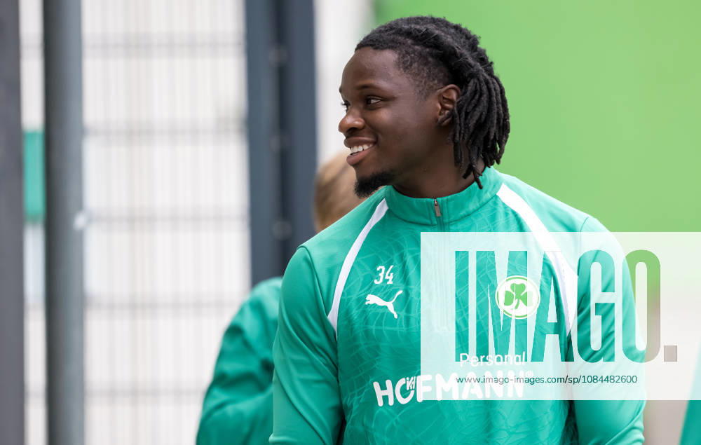 Fussball - 2. Bundesliga - Saison 2026 2027 - SpVgg Greuther Fürth Fuerth ( Kleeblatt ) - Training - - - Hendry Blank (34, SpVgg Greuther Fürth )