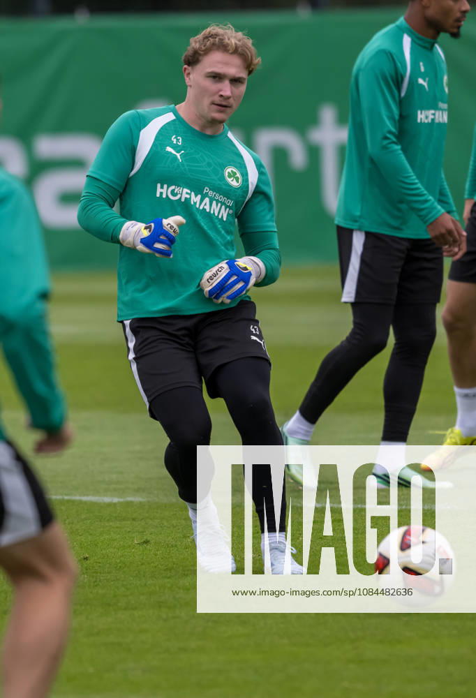 Fussball - 2. Bundesliga - Saison 2026 2027 - SpVgg Greuther Fürth Fuerth ( Kleeblatt ) - Training - - - Silas Prüfrock (43, SpVgg Greuther Fürth )