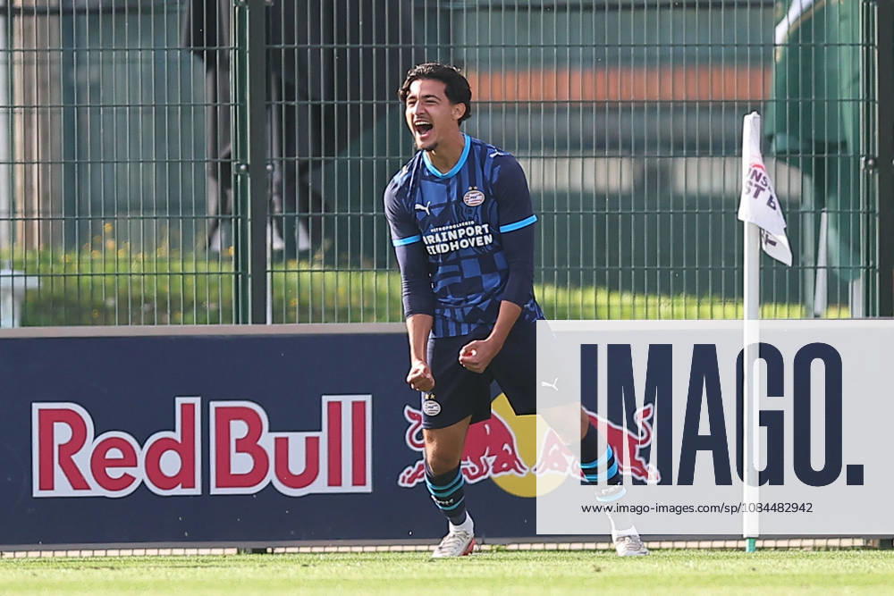 RB Leipzig U19 - PSV Eindhoven U19 UEFA Youth League Leipzig, 13.10.2026, Trainingszentrum am Cottaweg, Fußball, Saison 2026 2027, U19 Junioren, UEFA Youth League, 2. Spieltag , RB Leipzig U19 - PSV Eindhoven U19 1:6 (1:1) , Im Bild: Tor für Eindhoven, Torjubel nach dem 1:3, Torschütze Emre Duran Can (14 , Eindhoven) , Nur für journalistische Zwecke! For editorial use only! , UEFA regulations prohibit any use of photographs as image sequences and or quasi-video. ,