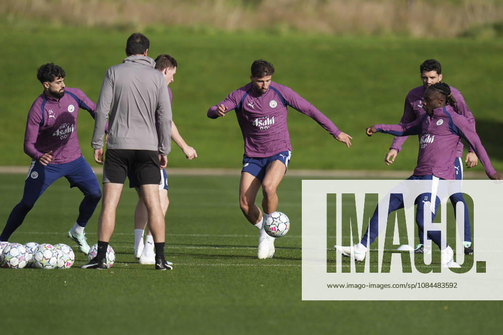 Manchester City Training, Champions League Rúben Dias of Manchester City controls the ball during the training session ahead of UEFA Champions League matchday 2 vs Paris Saint-Germain, Manchester City at Joie Stadium, Etihad Campus, Manchester, England on 13 October 2026 Credit: Steve Flynn Every Second Media Editorial use only. All images are copyright Every Second Media Limited. No images may be reproduced without prior permission.