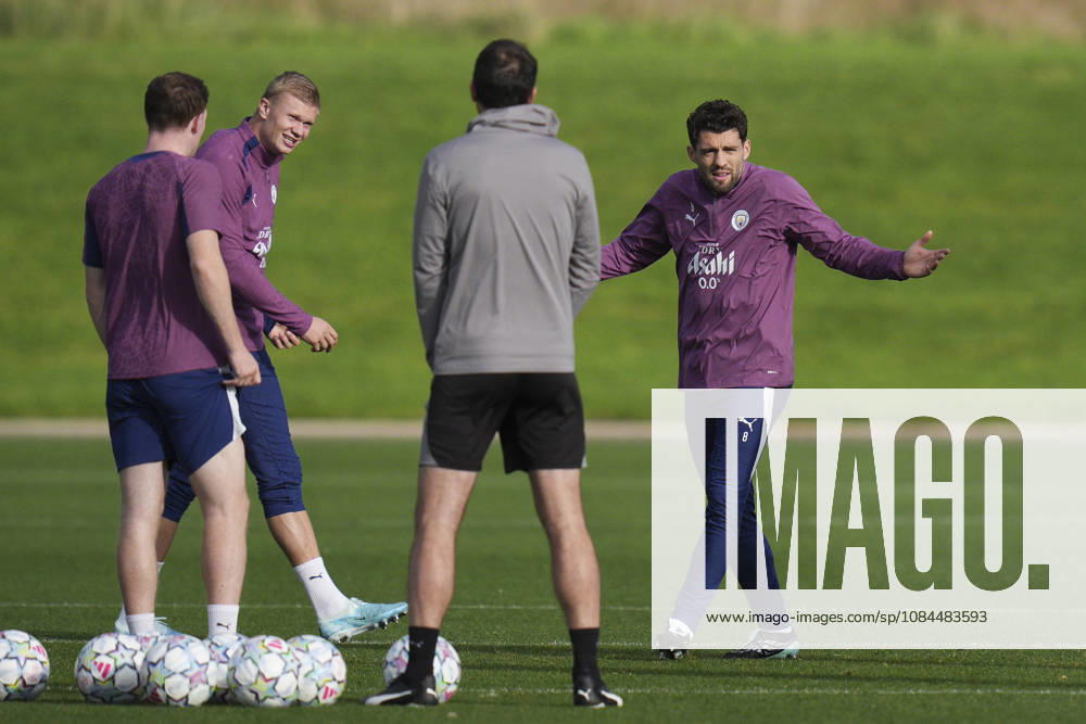Manchester City Training, Champions League Mateo Kovacic of Manchester City gestures during the training session ahead of UEFA Champions League matchday 2 vs Paris Saint-Germain, Manchester City at Joie Stadium, Etihad Campus, Manchester, England on 13 October 2026 Credit: Steve Flynn Every Second Media Editorial use only. All images are copyright Every Second Media Limited. No images may be reproduced without prior permission.
