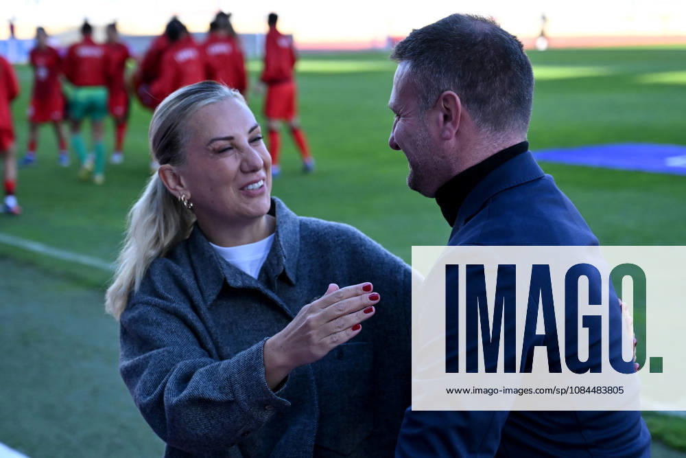 Necla Gungor K?ragasi head coach of Turkey (L) and Sasa Kolman head coach of Slovenia (R) before the UEFA Women’s European Qualifiers for 2027 World Cup Play-offs Round 1, 2nd leg match between Slovenia and Turkey at Sports Park Domzale, Domzale on October 13, 2026 in Domzale, Slovenia. (Photo by Igor Kupljenik Sports Press Photo).