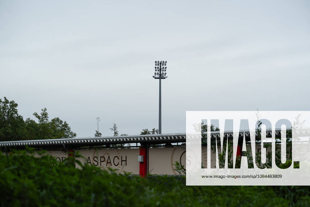 Fussball 3. Liga, VfB Stuttgart U23 - TSG Hoffenheim II, v.l. WIRmachenDRUCK Arena in Großaspach von außen Aspach
