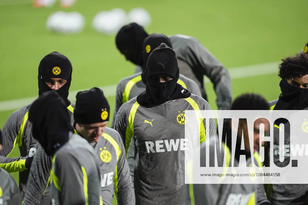 Soccer, Champions League 2026–2027, Bodo Glimt, Borussia Dortmund, Bodo, October 13, 2026: Borussia Dortmund trains at Aspmyra Stadium, the day of the Champions League soccer match between Bodo Glimt and Borussia Dortmund. Photo: Terje Pedersen, NTB, Bodo, Norway. . RESTRICTED USE FOR BETTING COMPANIES.