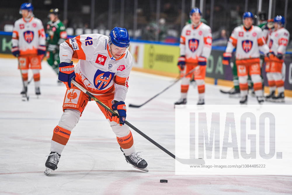 2026.10.13 Tychy Hokej na lodzie Hokejowa Liga Mistrzow Sezon 2026 2027 GKS Tychy - Tappara Tampere N z Otto Rauhala Foto Marcin Bulanda PressFocus 2026.10.13 Tychy Ice hockey, Eishockey Champions Hockey League Season 2026 2027 GKS Tychy - Tappara Tampere Otto Rauhala Credit: Marcin Bulanda PressFocus NEWSPIX.PL --- newspix.pl