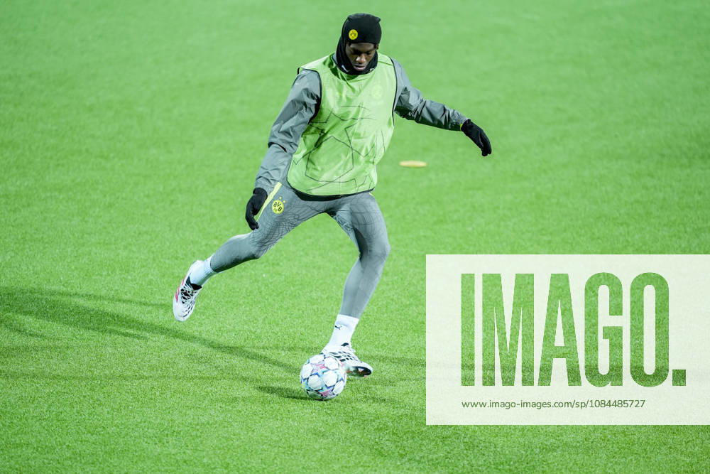 Champions League Bodo Glimt Borussia Dortmund Bodo 20261013 Borussia Dortmund trains at Aspmyra Stadium on the day of the Champions League soccer match between Bodo Glimt and Borussia Dortmund. Photo: Terje Pedersen, NTB, Bodo, Norway. . RESTRICTED USE FOR BETTING COMPANIES.