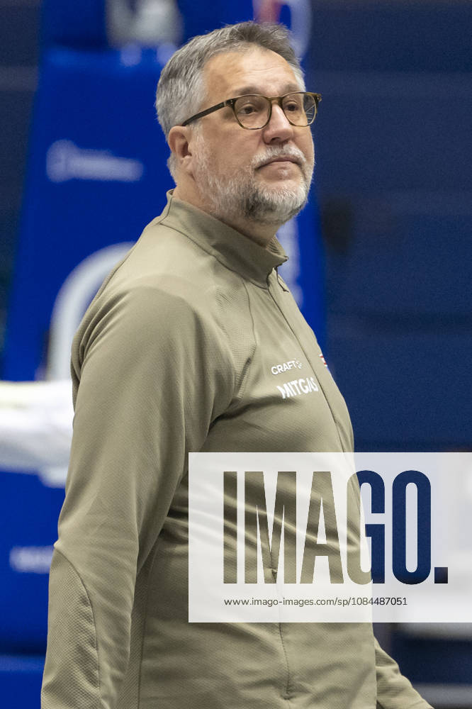 ENBL - 2026 2027 - Syntainics MBC vs.Bristol Flyers Weissenfels, Deutschland 13.Oktober 2026: Im Bild:Sportdirektor Silvano Poropat (MBC) Weissenfels Stadthalle Sachsen-Anhalt Deutschland