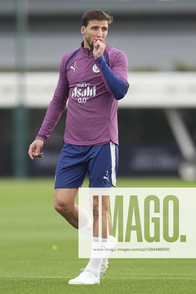 Manchester City Training, Champions League Rúben Dias of Manchester City walks out before the training session ahead of UEFA Champions League matchday 2 vs Paris Saint-Germain, Manchester City at Joie Stadium, Etihad Campus, Manchester, England on 13 October 2026 Credit: Steve Flynn Every Second Media Editorial use only. All images are copyright Every Second Media Limited. No images may be reproduced without prior permission.