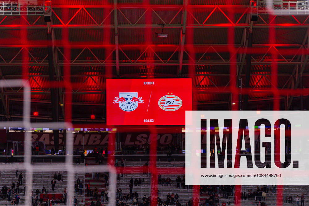 Fussball : UEFA Champions League, Ligaphase, 2. Spieltag, 13.10.2026, RB Leipzig vs PSV Eindhoven, Redbull Arena (Leipzig) : Anzeigetafel mit Vereinslogos