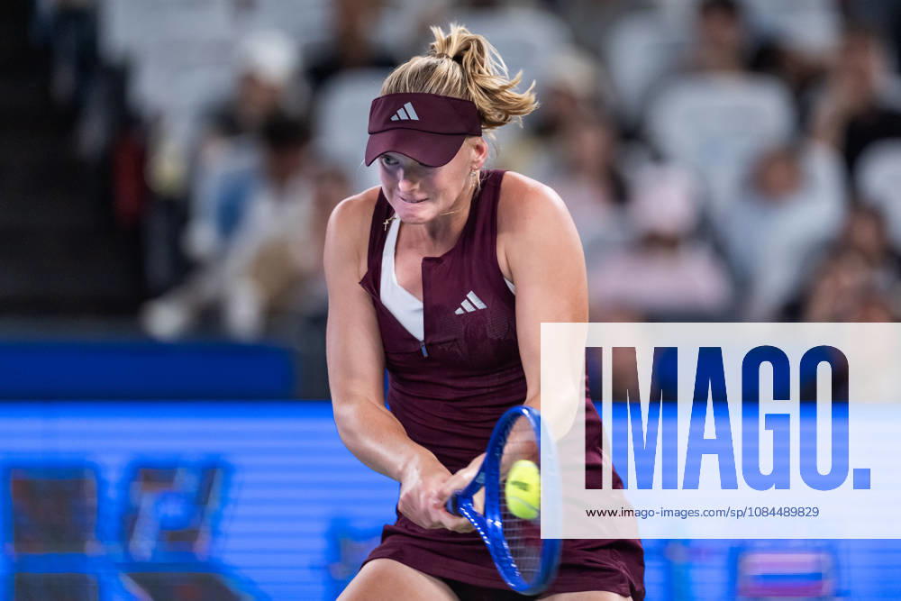 American tennis player Ashlyn Krueger, seen in action during the Wuhan Open final match played at the Optics Valley International Tennis Center against Chinese tennis player Shuai Zhang (Not in picture) in Wuhan. Ashlyn Krueger defeated Shuai Zhang with a score of 6-3, 6-0. 2026 WTA, Tennis Damen Wuhan Open: Ashlyn Krueger - Shuai Zhang In Wuhan, China - 13 Oct 2026 - ZUMAs197 20261013_aaa_s197_171