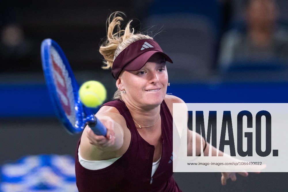 American tennis player Ashlyn Krueger, seen in action during the Wuhan Open final match played at the Optics Valley International Tennis Center against Chinese tennis player Shuai Zhang (Not in picture) in Wuhan. Ashlyn Krueger defeated Shuai Zhang with a score of 6-3, 6-0. 2026 WTA, Tennis Damen Wuhan Open: Ashlyn Krueger - Shuai Zhang In Wuhan, China - 13 Oct 2026 - ZUMAs197 20261013_aaa_s197_181