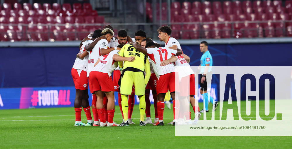 RB Leipzig - PSV Eindhoven Champions League Leipzig, 13.10.2026, Red Bull Arena, UEFA Champions League , RBLeipzig (GER) vs. PSV Eindhoven (NED) , Im Bild Spielerkreis RB Leipzig ,