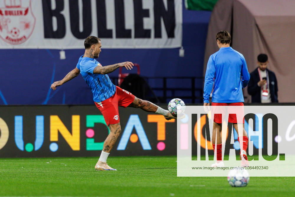GER, Fussball, Herren, UEFA Chempionsleague 2026 2027, RB Leipzig vs. PSV Eindhoven David Raum (RB Leipzig 22) bei der Erwärmung Leipzig Red Bull Arena Sachsen Deutschland