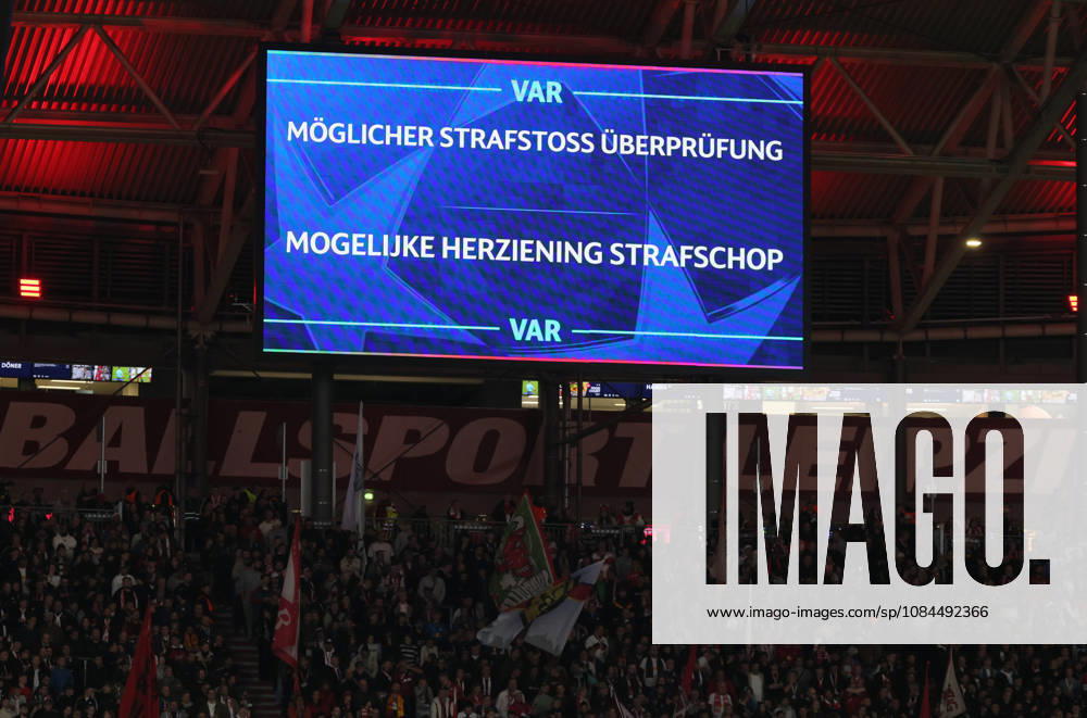 RB Leipzig - PSV Eindhoven Champions League Leipzig, 13.10.2026, Red Bull Arena, Fussball, UEFA Champions League , Gruppenphase, 2.Spieltag, RB Leipzig vs. PSV Eindhoven , Im Bild: Videobeweis, Videoassistent, Video-assistent, VAR, review area. Nur zur edaktionellen Nutzung. Only editorial use. , UEFA regulations prohibit any use of photographs as image sequences and or quasi-video. ,