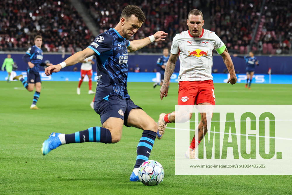 Deutschland: Fußball - UEFA Champions League - Saison 2026 - 2027, 2. Spieltag - RB Leipzig gegen PSV Eindhoven, Red Bull Arena (Leipzig): Flanke von Ivan PeriÅ¡iÄ‡ (PSV Eindhoven, 5)