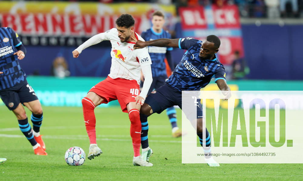 RB Leipzig - PSV Eindhoven Champions League Leipzig, 13.10.2026, Red Bull Arena, Fussball, UEFA Champions League , Gruppenphase, 2.Spieltag, RB Leipzig vs. PSV Eindhoven , Im Bild von links: Romulo (40, RB Leipzig), Lutsharel Geertruida ( 2, PSV). , Nur zur redaktionellen Nutzung. Only editorial use. , UEFA regulations prohibit any use of photographs as image sequences and or quasi-video. ,