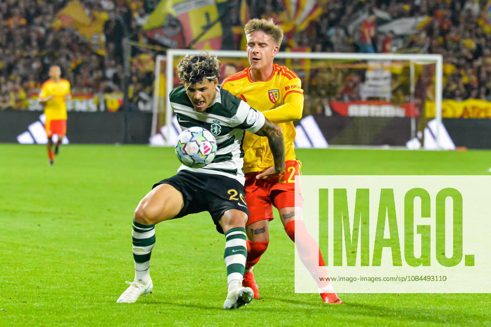 Maxi Araujo (Sporting Club Portugal) Michal Skoras (RC Lens)