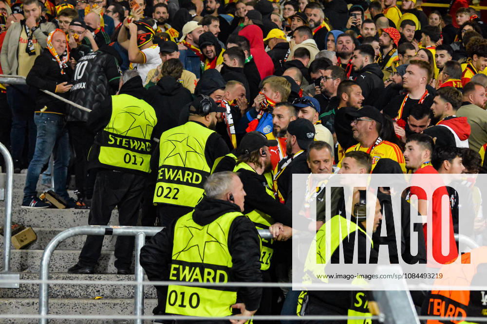 Echauffourées en fin de match entre les supporters Lensois et Portugais