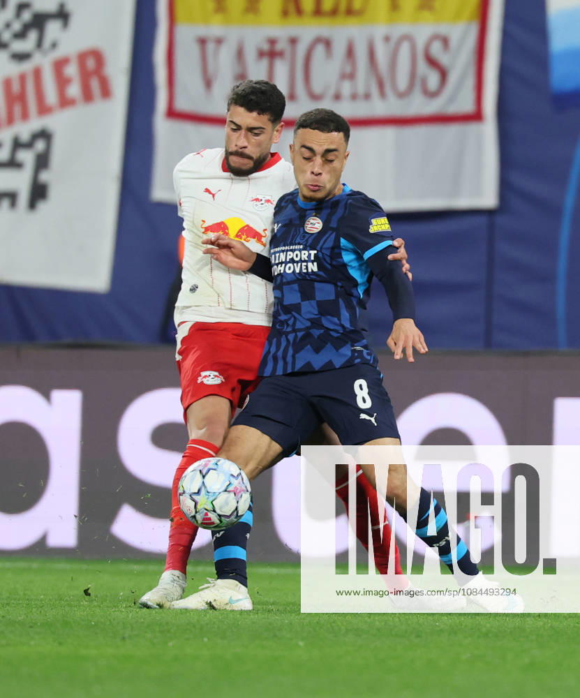 RB Leipzig - PSV Eindhoven Champions League Leipzig, 13.10.2026, Red Bull Arena, Fussball, UEFA Champions League , Gruppenphase, 2.Spieltag, RB Leipzig vs. PSV Eindhoven , Im Bild von links: Romulo (40, RB Leipzig), Sergino Dest ( 8, PSV). , Nur zur redaktionellen Nutzung. Only editorial use. , UEFA regulations prohibit any use of photographs as image sequences and or quasi-video. ,