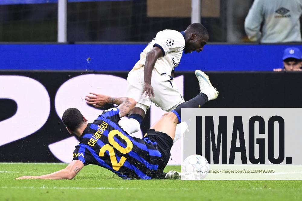 Inter Milan v Club Brugge - UEFA Champions League MILAN, ITALY - OCTOBER 13 : Calhanoglu Hakan midfielder of Inter Milan making a fault on Forbs Carlos forward of Club Brugge during the UEFA Champions League 2026 27 League Phase matchday 2 match between Inter Milan and Club Brugge on October 13, 2026 in Milan, Italy, 13 10 2026 Milan Italy
