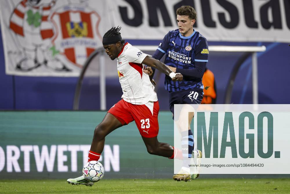 LEIPZIG - (lr) Castello Lukeba of RB Leipzig and Guus Til of PSV Eindhoven during the UEFA Champions League match between RB Leipzig and PSV Eindhoven at the RB Arena on 13 October 2026 in Leipzig, Germany. MAURICE VAN STEEN ANP ANPxSportx IVx 572349708 originalFilename: 572349708