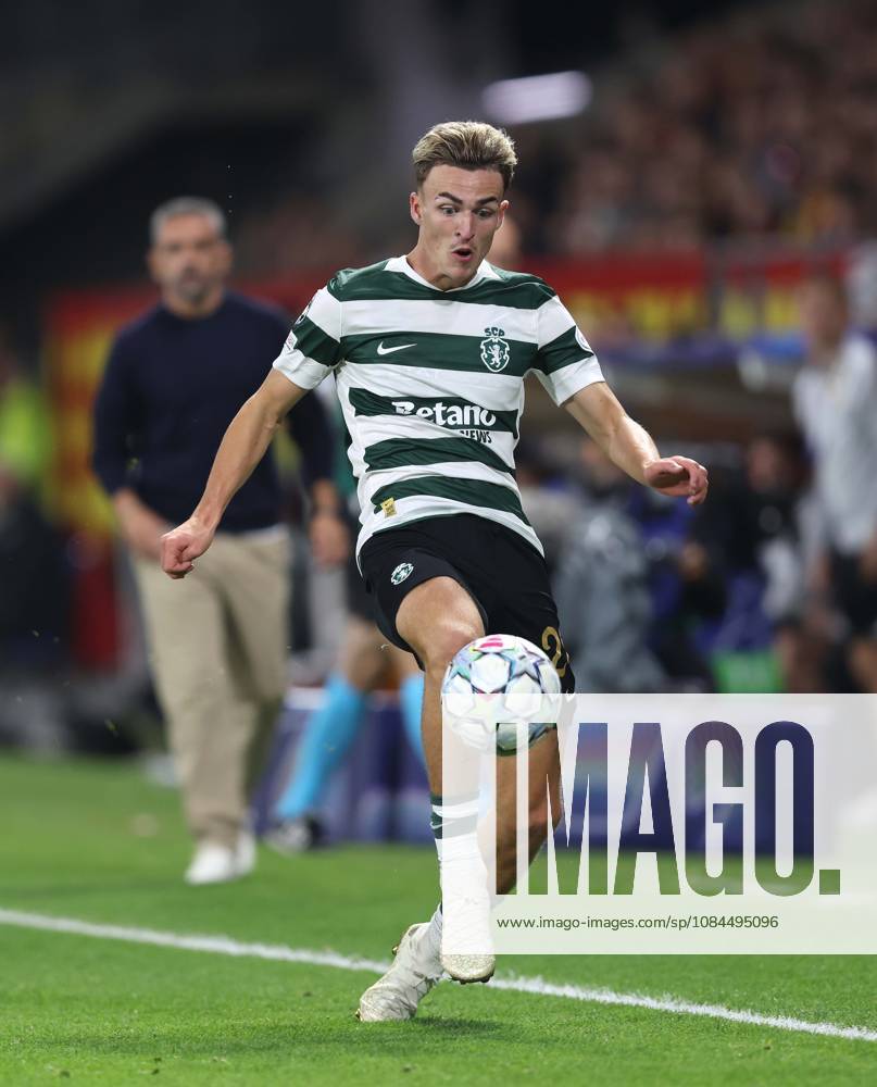 UEFA Champions League - RC Lens v Sporting Club de Portugal LENS, FRANCE, OCTOBER 13: Jesse Derry of Sporting CP on the ball during the UEFA Champions League 2026 27 League Phase MD2 match between RC Lens and Sporting Club de Portugal at Stade Bollaert-Delelis on October 13, 2026 in Lens, France. (Photo by Daniel Weir) Lens Stade Bollaert-Delelis France