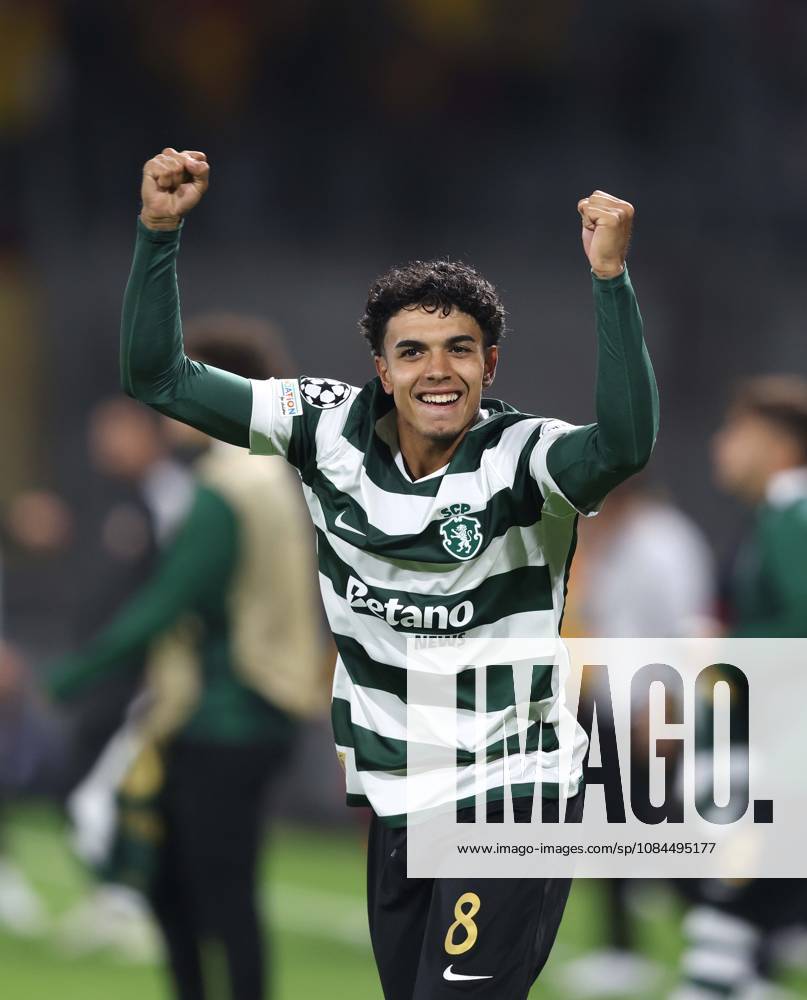 UEFA Champions League - RC Lens v Sporting Club de Portugal LENS, FRANCE, OCTOBER 13: Joao Simoes of Sporting CP punches the air in celebration at the full time whistle as he celebrates the 2-0 victory during the UEFA Champions League 2026 27 League Phase MD2 match between RC Lens and Sporting Club de Portugal at Stade Bollaert-Delelis on October 13, 2026 in Lens, France. (Photo by Daniel Weir) Lens Stade Bollaert-Delelis France