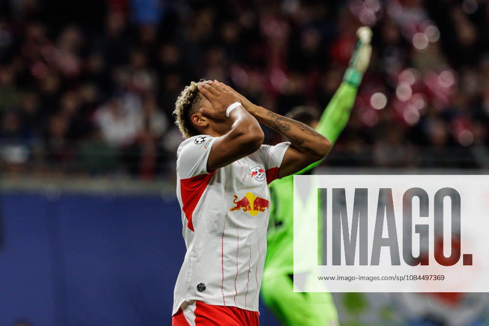 GER, Fussball, Herren, UEFA Chempionsleague 2026 2027, RB Leipzig vs. PSV Eindhoven Antonio Nusa (RB Leipzig 7) verzweifelt Leipzig Red Bull Arena Sachsen Deutschland
