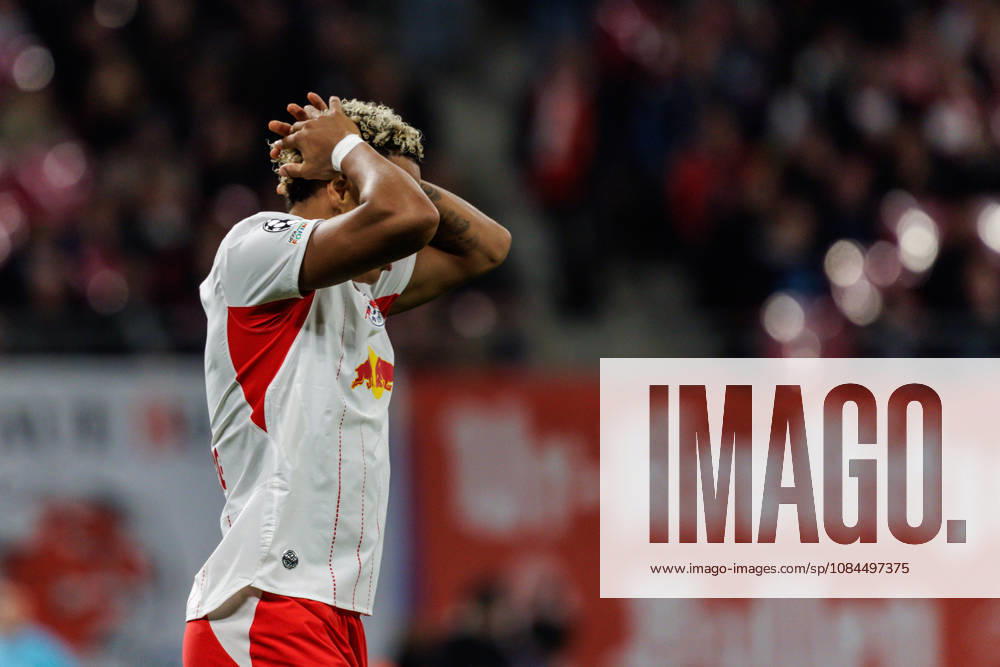 GER, Fussball, Herren, UEFA Chempionsleague 2026 2027, RB Leipzig vs. PSV Eindhoven Antonio Nusa (RB Leipzig 7) verzweifelt Leipzig Red Bull Arena Sachsen Deutschland