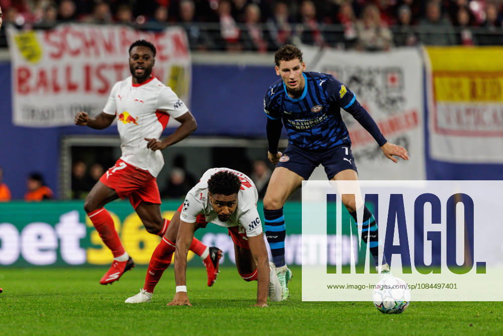 GER, Fussball, Herren, UEFA Chempionsleague 2026 2027, RB Leipzig vs. PSV Eindhoven Christopher Nkunku (RB Leipzig 28) mit der Torchance Leipzig Red Bull Arena Sachsen Deutschland