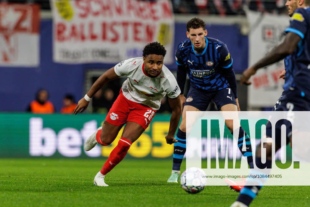 GER, Fussball, Herren, UEFA Chempionsleague 2026 2027, RB Leipzig vs. PSV Eindhoven Christopher Nkunku (RB Leipzig 28) mit der Torchance Leipzig Red Bull Arena Sachsen Deutschland