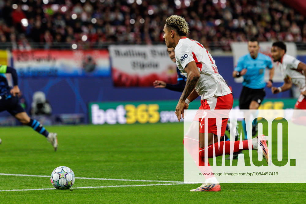 GER, Fussball, Herren, UEFA Chempionsleague 2026 2027, RB Leipzig vs. PSV Eindhoven Antonio Nusa (RB Leipzig 7) Einzelaktion Aktion Leipzig Red Bull Arena Sachsen Deutschland