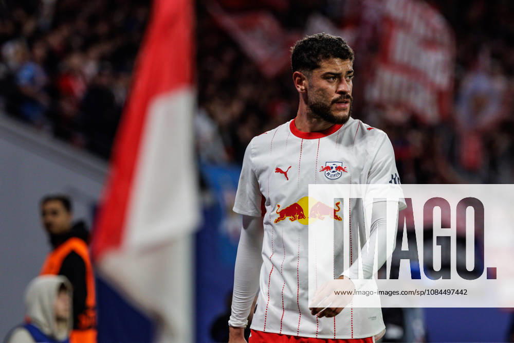 GER, Fussball, Herren, UEFA Chempionsleague 2026 2027, RB Leipzig vs. PSV Eindhoven RÃ mulo Cardoso Romulo Cardoso (RB Leipzig 40) geht vom Feld Leipzig Red Bull Arena Sachsen Deutschland
