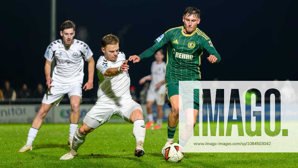 Fussball - Saison 2026 2027 - Regionalliga Bayern - 14. Spieltag: SC Eltersdorf - SV Wacker Burghausen - JoTe - - Noa-Gabriel Simic (16, SV Wacker Burghausen ) Jannis Turtschan (23, SV Wacker Burghausen ) Marco Niedermayer (16, SC Eltersdorf )