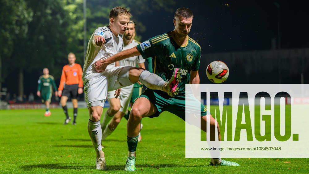Fussball - Saison 2026 2027 - Regionalliga Bayern - 14. Spieltag: SC Eltersdorf - SV Wacker Burghausen - JoTe - - Jannis Turtschan (23, SV Wacker Burghausen ) Yannik Jassmann (9, SC Eltersdorf )