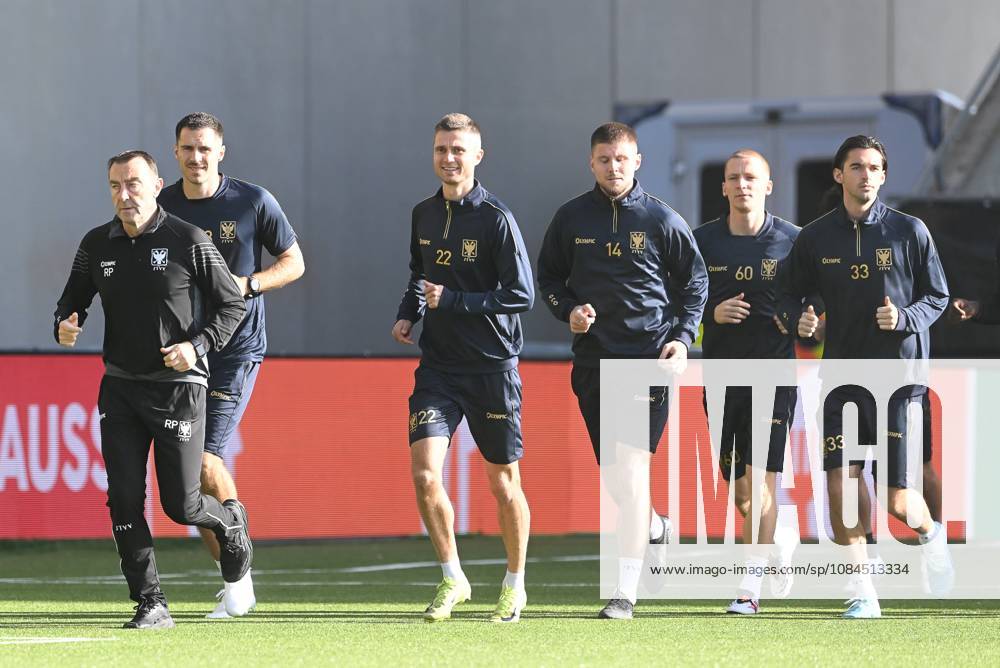 STVV s players pictured in action during a training session of Belgian soccer team Sint-Truidense VV, Wednesday 14 October 2026 in Sint-Truiden. The team is preparing for the opening match of the UEFA Conference League league phase against Georgian FC Iberia 1999 Tbilisi tomorrow. JILLxDELSAUX x189775228x