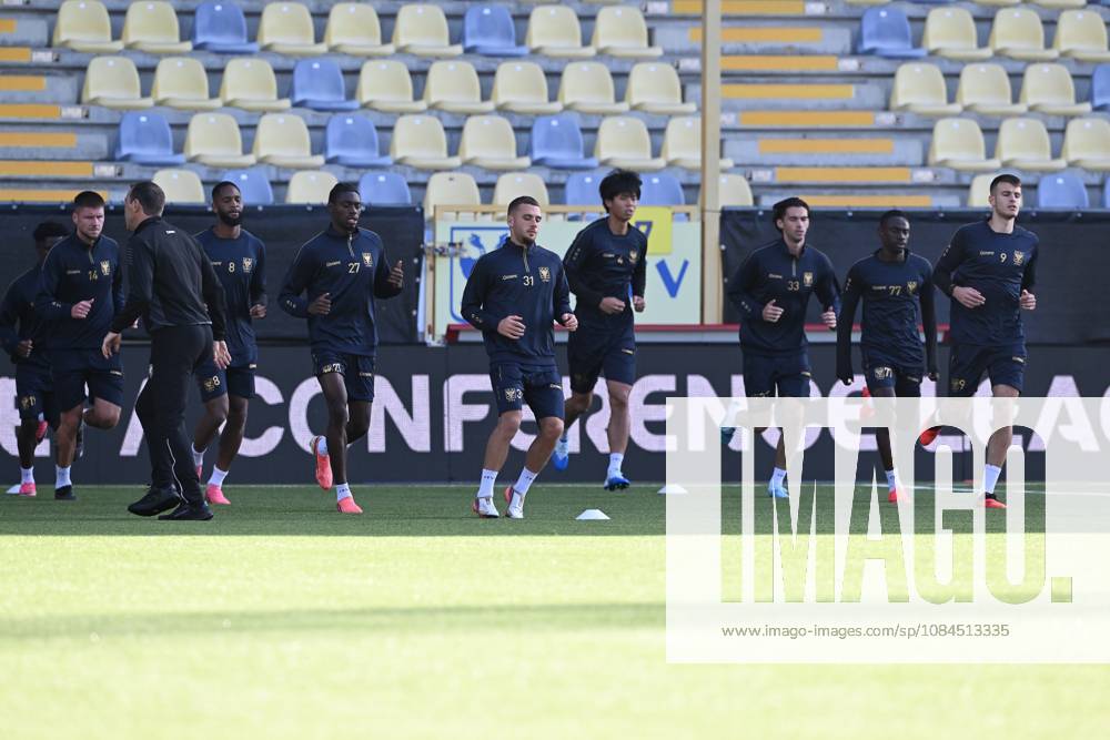 STVV s players pictured in action during a training session of Belgian soccer team Sint-Truidense VV, Wednesday 14 October 2026 in Sint-Truiden. The team is preparing for the opening match of the UEFA Conference League league phase against Georgian FC Iberia 1999 Tbilisi tomorrow. JILLxDELSAUX x189775271x