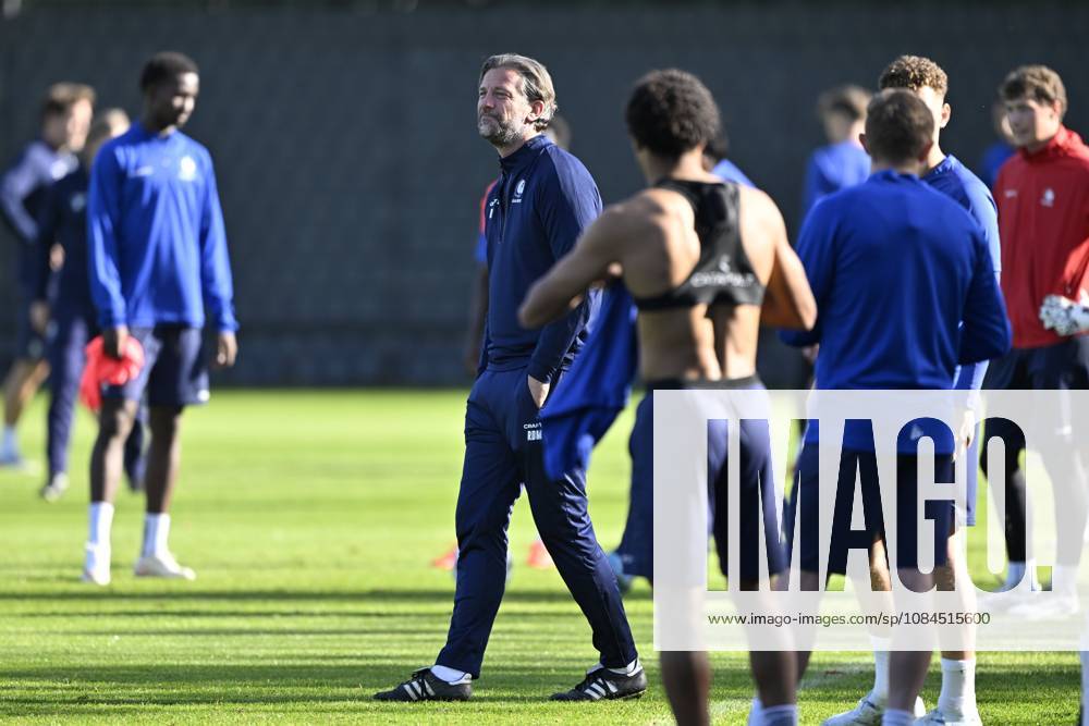 KAA Gent v AGF Aarhus - UEFA Conference League Media Activities 14 10 2026 GENT, BELGIUM - OCTOBER 14 : De Mil Rik head coach of KAA Gent pictured during a training session ahead of the UEFA Conference League 2026 27 League Phase matchday 1 match between KAA Gent and AGF Aarhus on October 14, 2026 in Gent, Belgium, 14 10 2026 Gent Belgium
