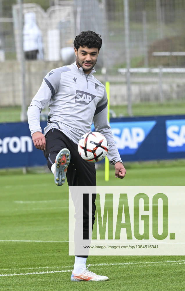 Hoffenheim complete preparations for UEFA Europa League clash with Besiktas SINSHEIM, GERMANY - OCTOBER 14: Ozan Kabak of Hoffenheim takes part in a training session at the club s facilities under head coach Christian Ilzer ahead of their UEFA Europa League Matchday 2 game against Besiktas in Sinsheim, Germany, on October 14, 2026. Halil Sagirkaya Anadolu Sinsheim Germany. Editorial use only. Please get in touch for any other usage.