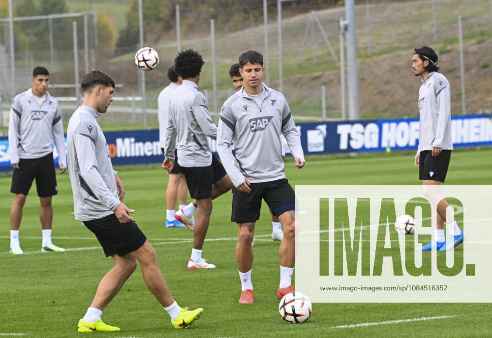 Hoffenheim complete preparations for UEFA Europa League clash with Besiktas SINSHEIM, GERMANY - OCTOBER 14: Hoffenheim players take part in a training drill at the club s facilities under head coach Christian Ilzer ahead of their UEFA Europa League Matchday 2 game against Besiktas in Sinsheim, Germany, on October 14, 2026. Halil Sagirkaya Anadolu Sinsheim Germany. Editorial use only. Please get in touch for any other usage.