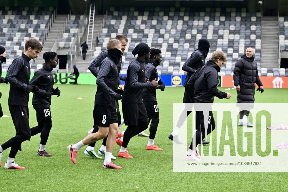 KuPS Kuopio complete preparations for Trabzonspor clash KUOPIO, FINLAND - OCTOBER 14: KuPS Kuopio players attend a training session as they complete preparations ahead of their UEFA Conference League opening-week match against Trabzonspor in Kuopio, Finland, on October 14, 2026. Seyit Ahmet Eksik Anadolu Kuopio Finland. Editorial use only. Please get in touch for any other usage.