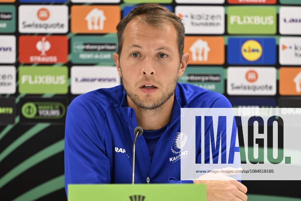 KAA Gent v AGF Aarhus - UEFA Conference League Media Activities 14 10 2026 GENT, BELGIUM - OCTOBER 14 : De Mil Rik head coach of KAA Gent and Roef Davy goalkeeper of KAA Gent speaking with the media during a pre-match press conference, PK, Pressekonferenz ahead of the UEFA Conference League 2026 27 League Phase matchday 1 match between KAA Gent and AGF Aarhus on October 14, 2026 in Gent, Belgium, 14 10 2026 Gent Belgium