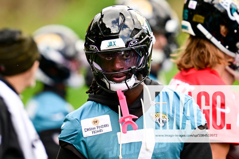 Jacksonville Jaguars, Press and Training Jacksonville Jaguars wide receiver Brian Thomas Jr (7) during the press conference, PK, Pressekonferenz practise session for Jacksonville Jaguars at the Grove Hotel, Chandler s Cross, UK on 14 October 2026. Chandler s Cross Grove Hotel Hertfordshire UK Editorial use only ,