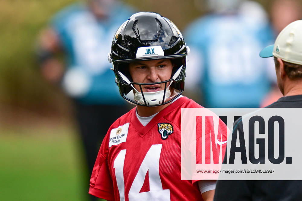 Jacksonville Jaguars, Press and Training Jacksonville Jaguars quarterback Nick Mullens (14) during the press conference, PK, Pressekonferenz practise session for Jacksonville Jaguars at the Grove Hotel, Chandler s Cross, UK on 14 October 2026. Chandler s Cross Grove Hotel Hertfordshire UK Editorial use only ,