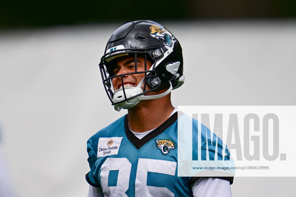 Jacksonville Jaguars, Press and Training Jacksonville Jaguars tight end Brenton Strange (85) during the press conference, PK, Pressekonferenz practise session for Jacksonville Jaguars at the Grove Hotel, Chandler s Cross, UK on 14 October 2026. Chandler s Cross Grove Hotel Hertfordshire UK Editorial use only ,