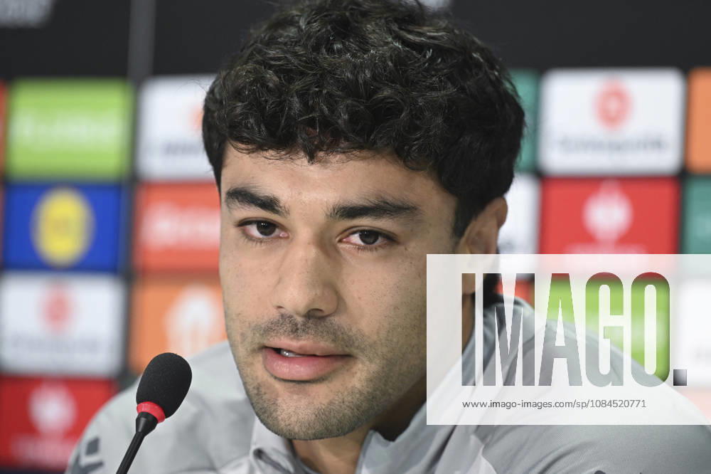 Hoffenheim s press conference, PK, Pressekonferenz ahead of Besiktas match SINSHEIM, GERMANY - OCTOBER 14: Hoffenheim head coach Christian Ilzer and defender Ozan Kabak (seen) speak during a press conference ahead of their UEFA Europa League Week 2 match against Besiktas, on October 14, 2026 in Sinsheim, Germany Halil Sagirkaya Anadolu Sinsheim Germany. Editorial use only. Please get in touch for any other usage.