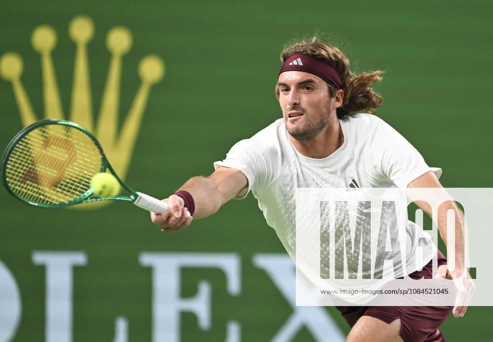 (261014) -- SHANGHAI, Oct. 14, 2026 -- Stefanos Tsitsipas of Greece hits a return during the men s round of 16 match against Daniil Medvedev of Russia at the 2026 ATP, Tennis Herren tour Shanghai Masters tennis tournament in Shanghai, China, Oct. 14, 2026. ) (SP)CHINA-SHANGHAI-TENNIS-SHANGHAI MASTERS-MEN S SINGLES (CN) ChenxHaoming